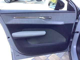 Volvo EX30 2024-thumb-22