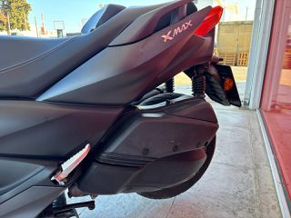 Yamaha XMAX 300 2021-thumb-4