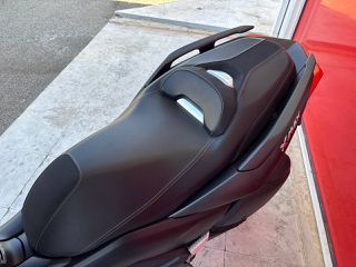 Yamaha XMAX 300 2021-thumb-7