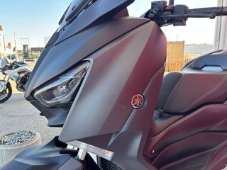 Yamaha XMAX 300 2021-thumb-8