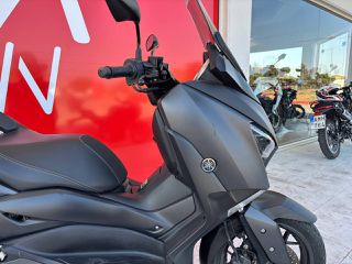 Yamaha XMAX 300 2021-thumb-15