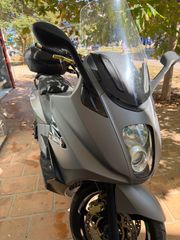 Gilera GP 800 2010-thumb-3