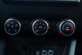 Renault Clio 2024 1.0cc TCe 90hp Evolution plus (ΕΛΛΗΝΙΚΟ)-thumb-28