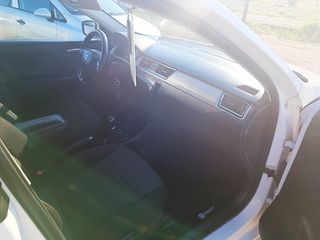 Seat Toledo 2015 1.6 TDI-thumb-5