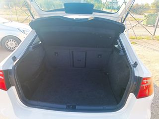 Seat Toledo 2015 1.6 TDI-thumb-8