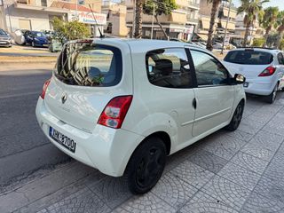 Renault Twingo 2011 1.5 diesel-thumb-3
