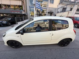 Renault Twingo 2011 1.5 diesel-thumb-4