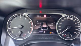 Nissan Qashqai 2021 Premium 1.3 DiG-T Turbo-thumb-4
