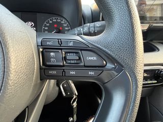Toyota Yaris 2022 HYBRID AUTOMATIC HDF BUSINESS-thumb-9