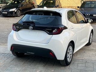 Toyota Yaris 2022 HYBRID AUTOMATIC HDF BUSINESS-thumb-4