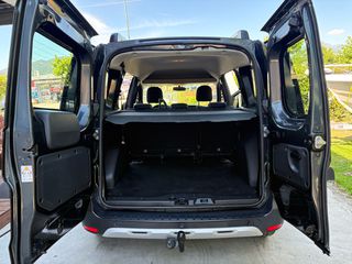 Dacia Dokker 2016 Stepway-thumb-21