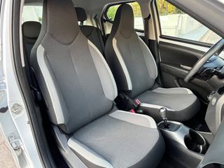 Toyota Aygo 2021 AUTOMATIC X- PLAY MMT-thumb-9