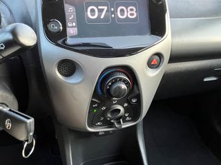 Toyota Aygo 2021 AUTOMATIC X- PLAY MMT-thumb-23