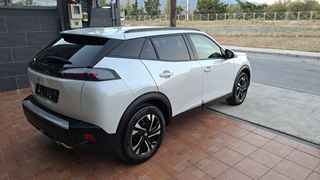 Peugeot 2008 2021 1.2 PureTech Allure-thumb-4