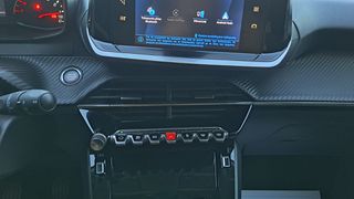 Peugeot 2008 2021 1.2 PureTech Allure-thumb-16