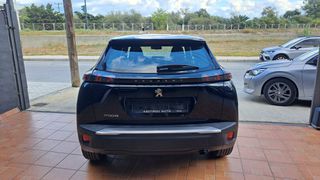 Peugeot 2008 2023 1.2PureTech Active Pack-thumb-7