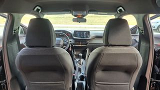 Peugeot 2008 2023 1.2PureTech Active Pack-thumb-15