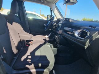 Jeep Renegade 2019-thumb-10