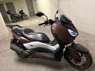 Yamaha XMAX 300 2017-thumb-1