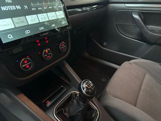 Volkswagen Golf 2009 TSI-thumb-15