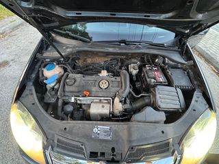 Volkswagen Golf 2009 TSI-thumb-16