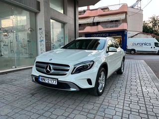 Mercedes-Benz GLA 180 2016