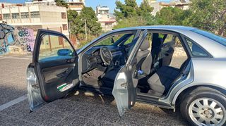 Audi A4 1998 A4-thumb-2