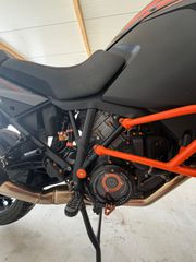 KTM 1290 Super Adventure 2017 S-thumb-12