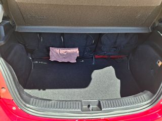 Mazda 2 2009-thumb-8