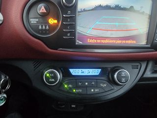 Toyota Yaris 2017-thumb-17