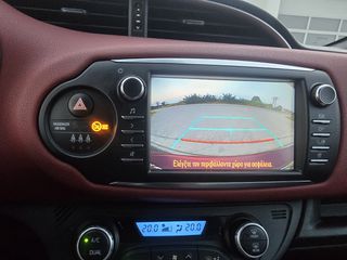 Toyota Yaris 2017-thumb-18