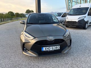 Toyota Yaris 2024 1.5P STYLE 31.631ΧΛΜ! ΑΡΙΣΤΟ!-thumb-4