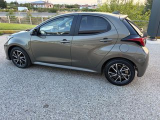 Toyota Yaris 2024 1.5P STYLE 31.631ΧΛΜ! ΑΡΙΣΤΟ!-thumb-17