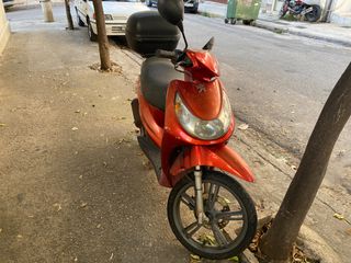 Peugeot Looxor 50 2004