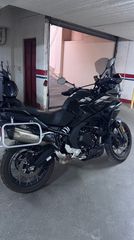 CFmoto 700 MT 2025