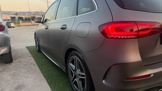 Mercedes-Benz B 180 2019-thumb-8
