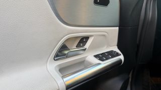 Mercedes-Benz B 180 2019-thumb-23