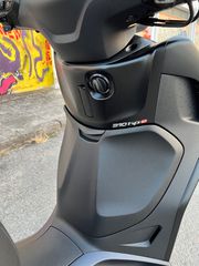 Piaggio Beverly 310S 2026-thumb-2