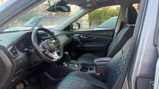 Nissan X-Trail 2018-thumb-11