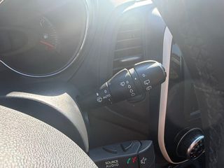 Renault Captur 2018 1.5 dCi Full Extra Book Service-thumb-14
