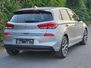 Hyundai i 30 2018 1.6CRDI 110PS   NAVI- CAM- CLIMA-XENON-thumb-3
