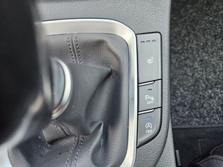 Hyundai i 30 2018 1.6CRDI 110PS   NAVI- CAM- CLIMA-XENON-thumb-12