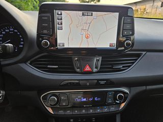 Hyundai i 30 2018 1.6CRDI 110PS   NAVI- CAM- CLIMA-XENON-thumb-14