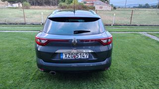 Renault Megane 2017 GRANDTOUR 1.5 TdCI 110 BOSE EDITION-thumb-3