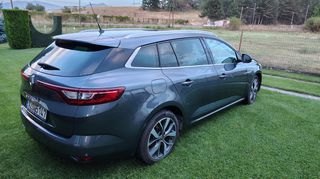 Renault Megane 2017 GRANDTOUR 1.5 TdCI 110 BOSE EDITION-thumb-4