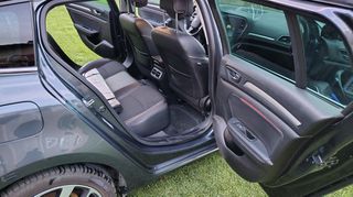 Renault Megane 2017 GRANDTOUR 1.5 TdCI 110 BOSE EDITION-thumb-10