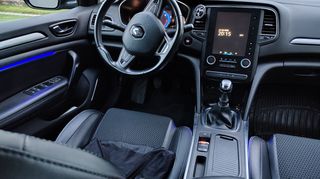 Renault Megane 2017 GRANDTOUR 1.5 TdCI 110 BOSE EDITION-thumb-14