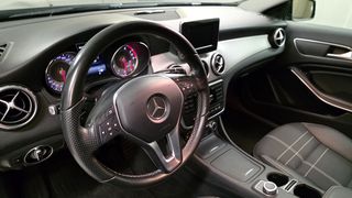 Mercedes-Benz GLA 200 2015 Urban/Progressive-thumb-10