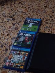 Ps4 pro-thumb-2