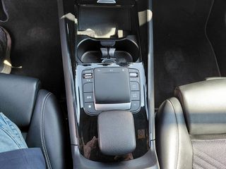 Mercedes-Benz GLB 200 2021 GLB 200 Auto 2021 1300cc 163hp Bενζίνη-thumb-37